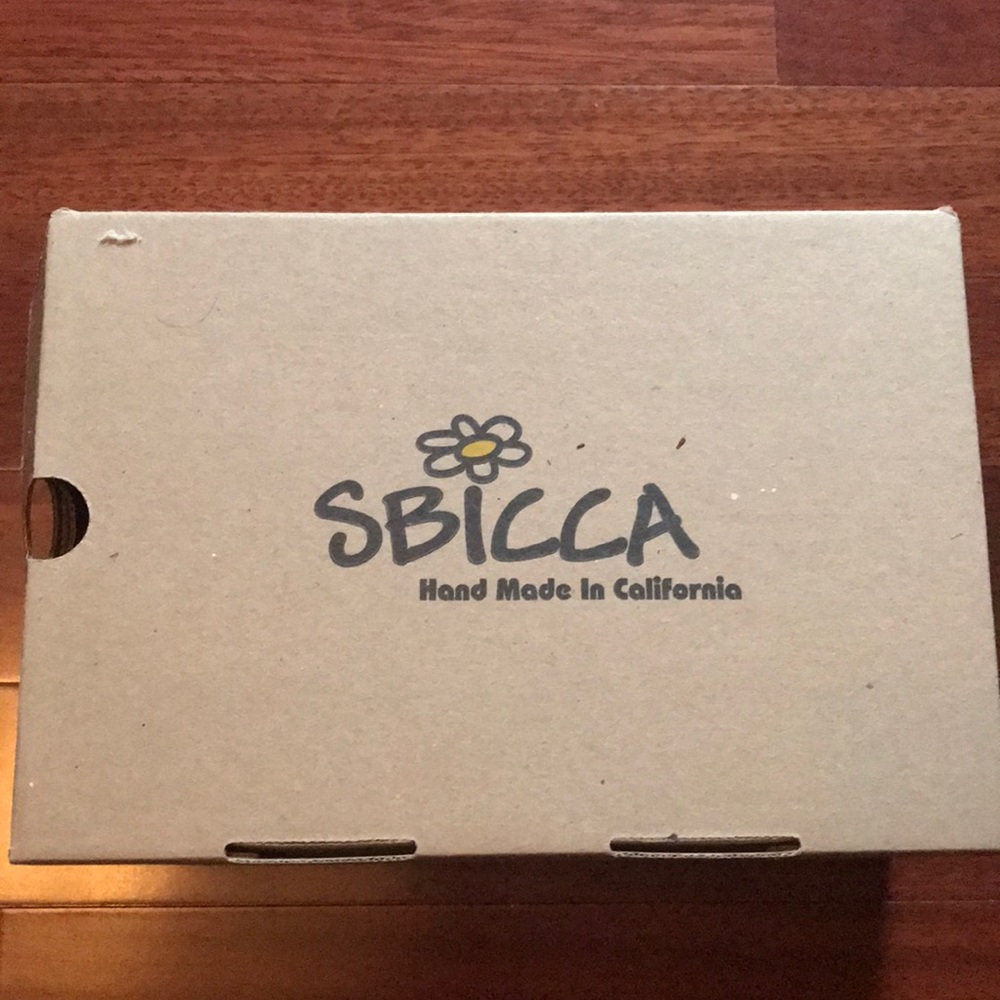 Great shoes. Worn only a few times.